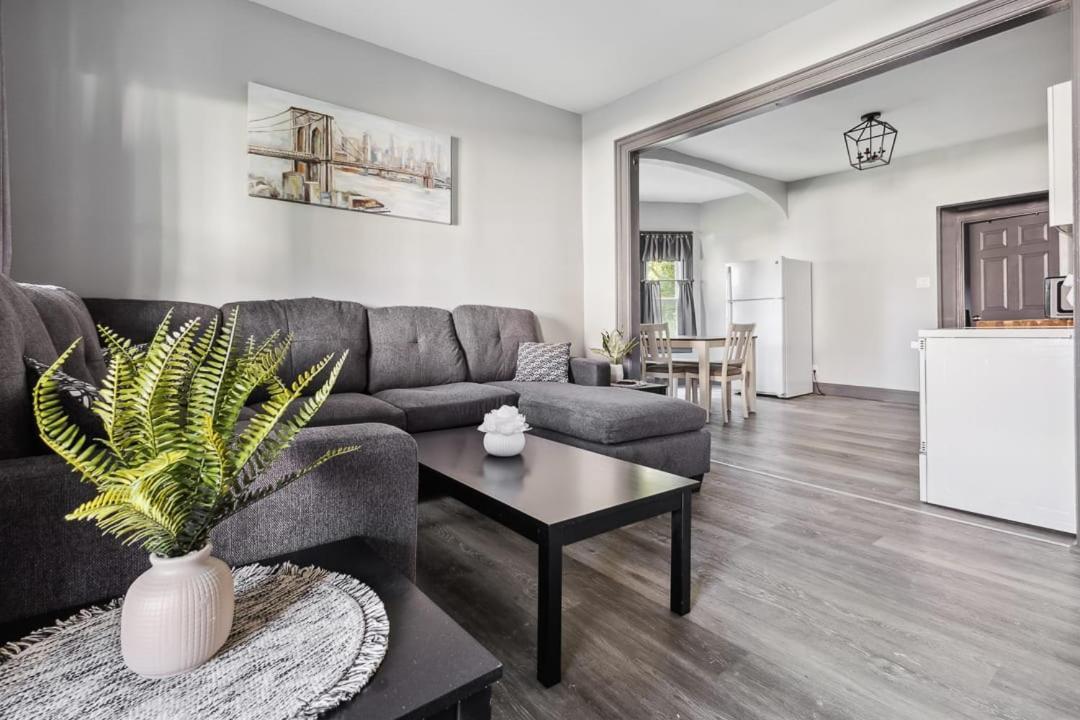 Spacious 6Br 2Ba Minutes For The Falls & Casino Niagara Falls Exterior photo